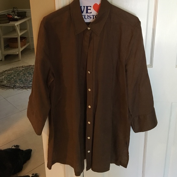 Button down top