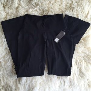 Old Navy black yoga pants