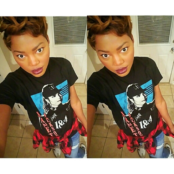 POSH AMBASSADOR ❤Misspretty610 - Picture 4 of 8