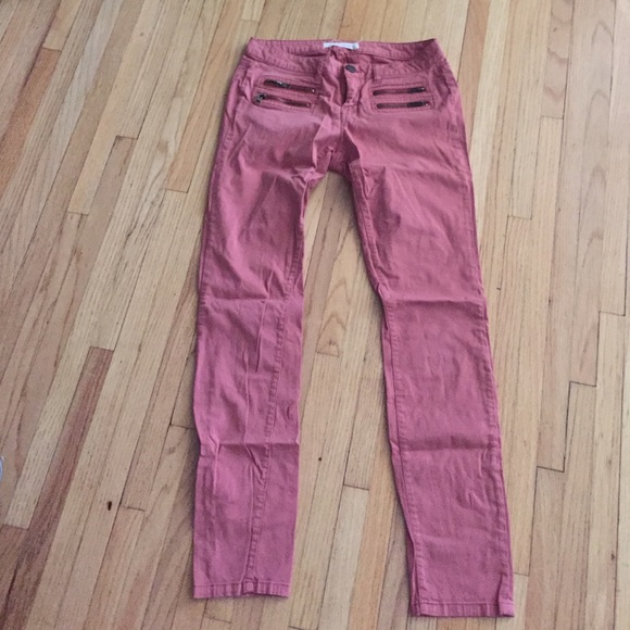 Salmon, multi-zipper pants