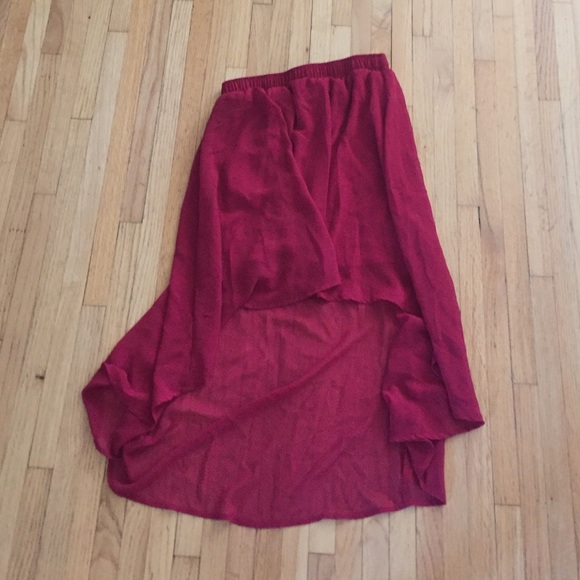 High low red flowing skirt