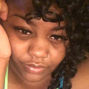 Meet your Posher, Brittney