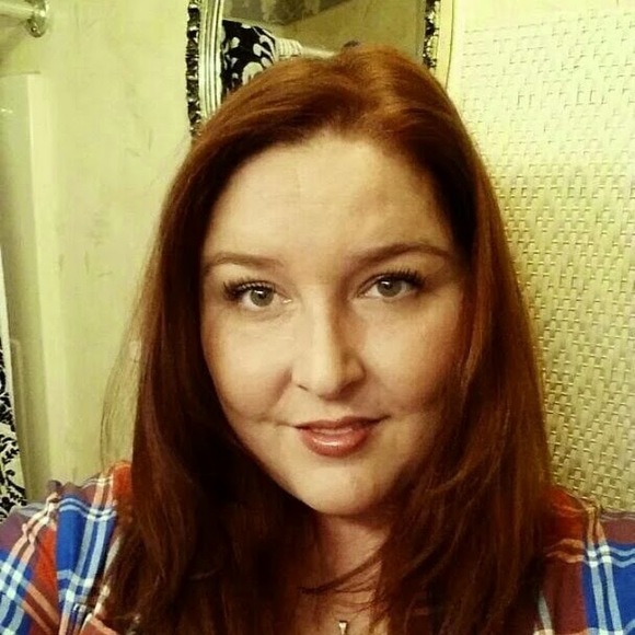 Meet your Posher, Tara - Picture 1 of 1