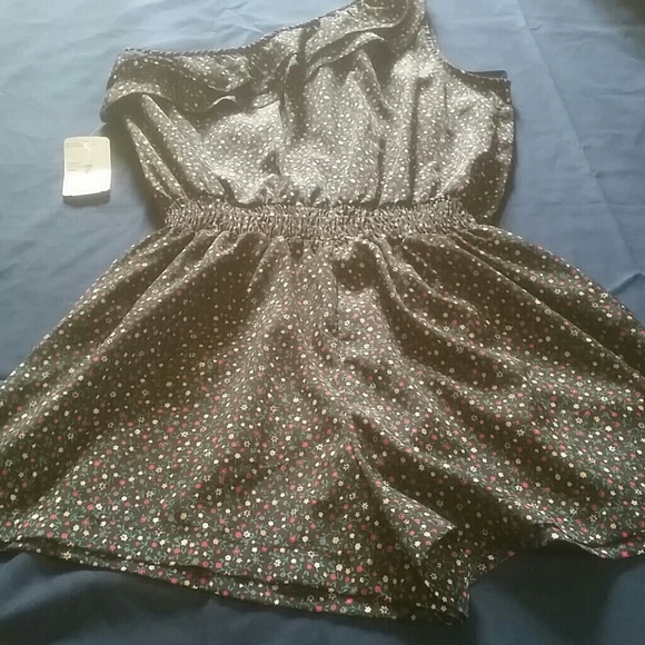 FOREVER 21 One-shoulder Ruffle Floral Romper - Picture 2 of 5