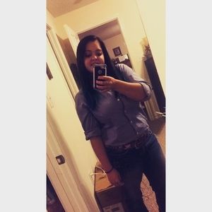 Meet your Posher, Lacey