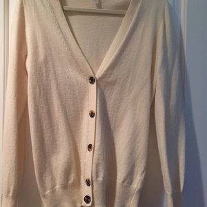 Cream vneck cardigan