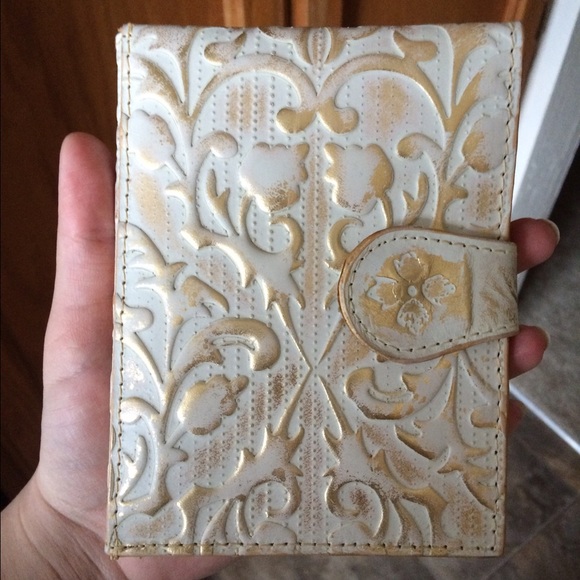 Patrcia Nash Passport holder