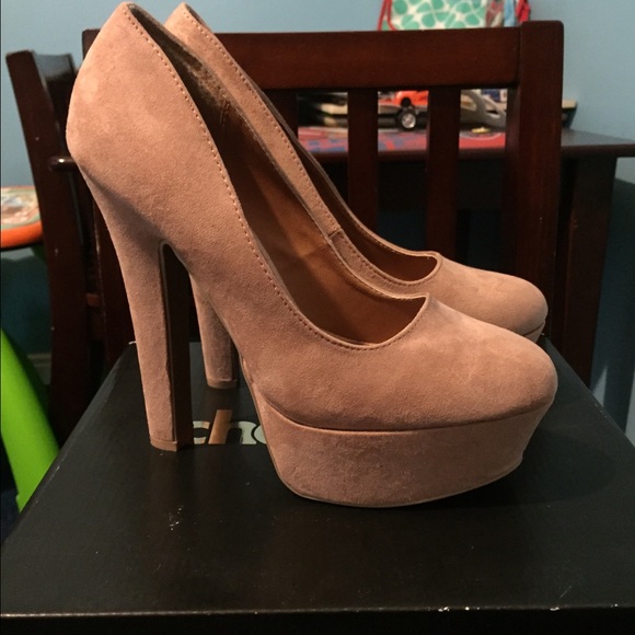 Faux Suede Platform Pumps - Picture 1 of 4