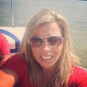 Meet your Posher, Jenny