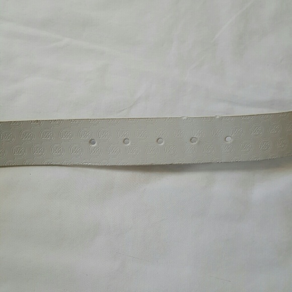 ๐ซSOLD๐ซ Authentic Michael Kors Reversible Belt - Picture 3 of 4