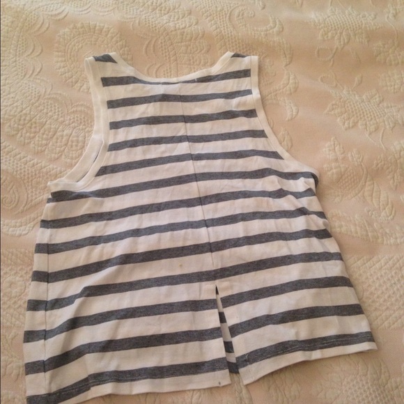 Black and white striped top.  Size Xs/s. - Picture 2 of 2