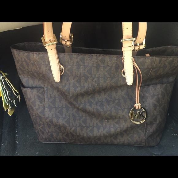 Michael Kors tote
