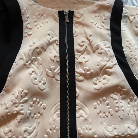 Cream and Black Cocktail Dress with mock necklace - Picture 4 of 4