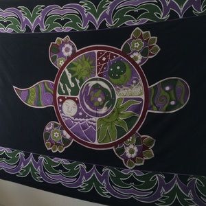 A simple queen sized tapestry