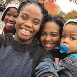 Meet your Posher, Leslie