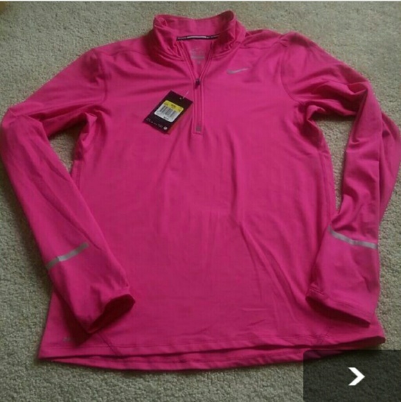 Nike men pullover