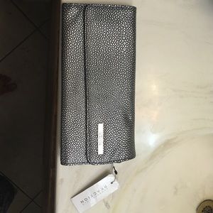 🎉Final Price Kenneth Cole elongated clutch/wallet