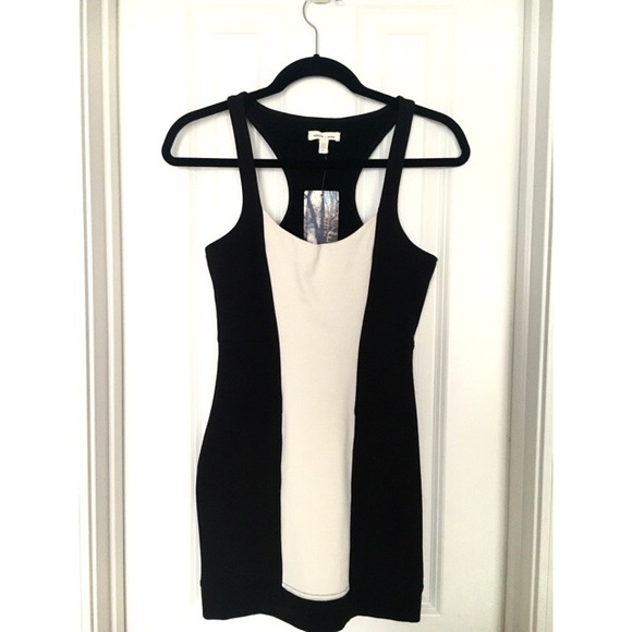 Silence + Noise Mini Dress - Picture 1 of 2