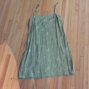 Green vintage baby breath shift dress