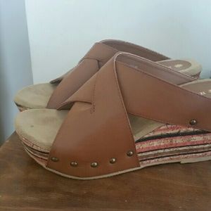 Dress sandals