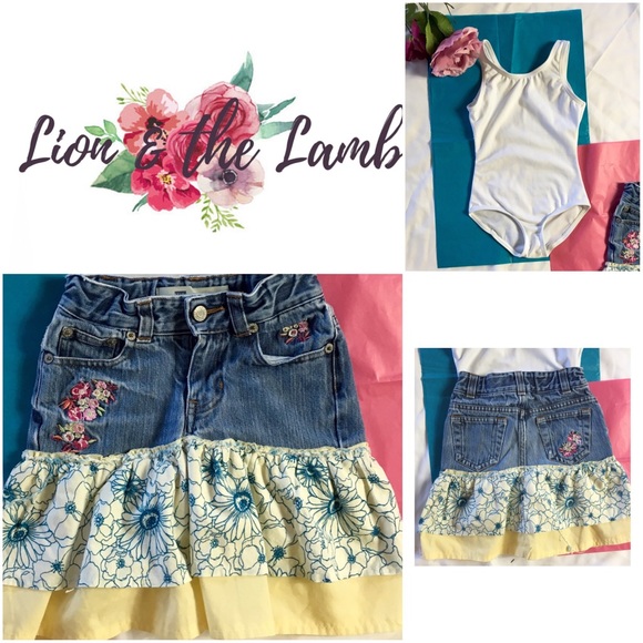 🌺2 pieces, Girls bodysuit and jean skirt! Sz 6💝