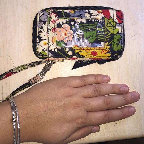 Floral Vera Bradley wristlet wallet - Picture 4 of 4