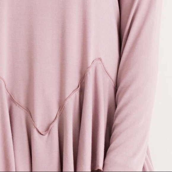 Solid long sleeve mauve ruffle peplum hem top - Picture 3 of 4