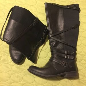10W knee high Avenue Boots