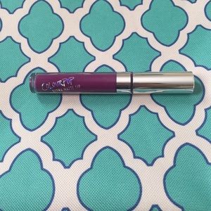 Colourpop ultra matte lip in Zipper