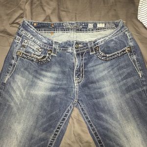 Straight leg Miss Me jeans