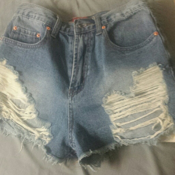 Fashion nova high waisted shorts