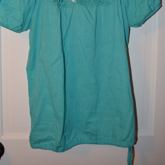 Top - Picture 2 of 2