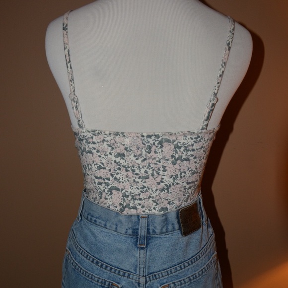 NWOT Floral Bodysuit by MINKPINK, Size Small - Picture 4 of 4