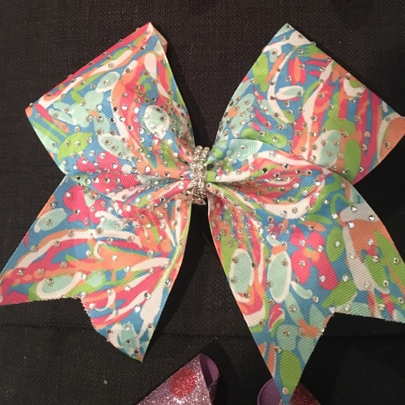 Cheerleading bows - Picture 3 of 4