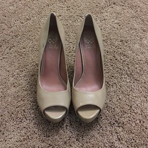 Vince Camuto nude pumps