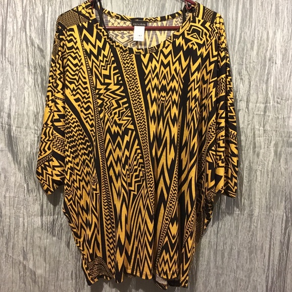 Plus Size! Aztec Print Dolman Top!
