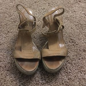 BCBG wedges tan and cream