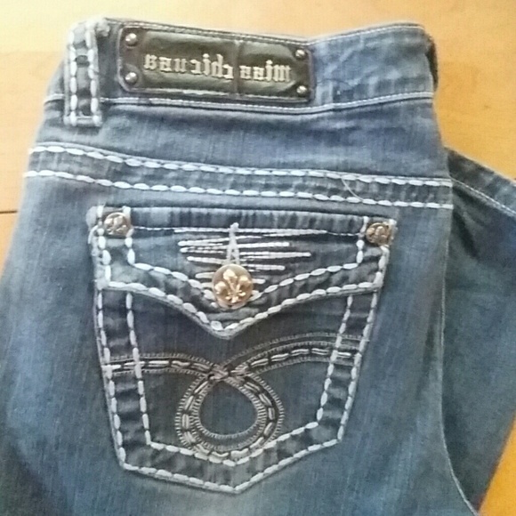 Miss Chic USA, Jeans sz9
