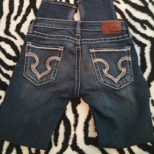 Big star dark wash skinny jeans