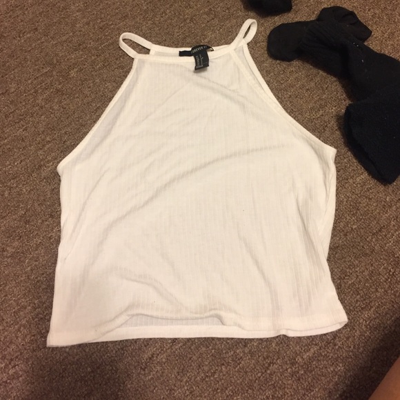 RIBBED WHITE HALTER