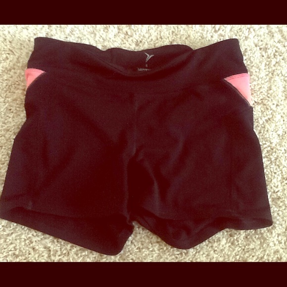 Black Old Navy workout shorts