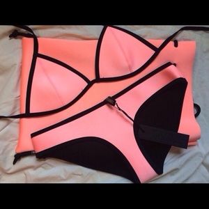 Triangl bikini