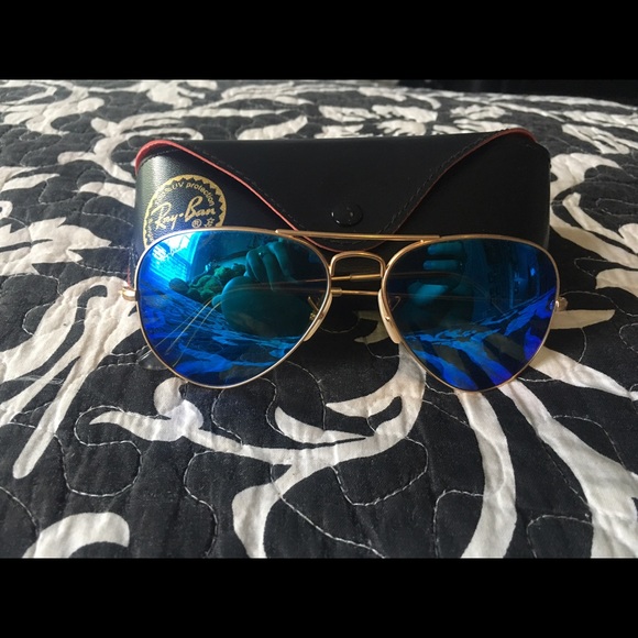 Blue and gold Ray ban aviator