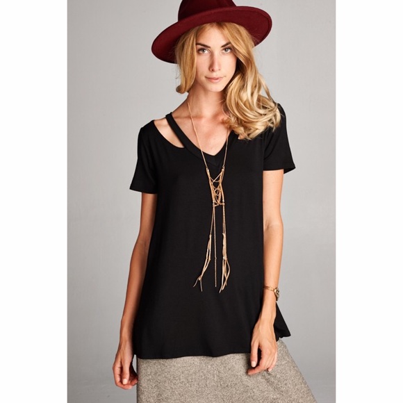 Flash Sale! Black Cold Shoulder Cut Out Top - Picture 3 of 4