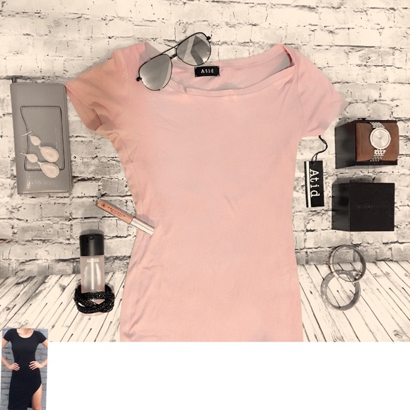 Welcome to My Closet - Picture 3 of 4