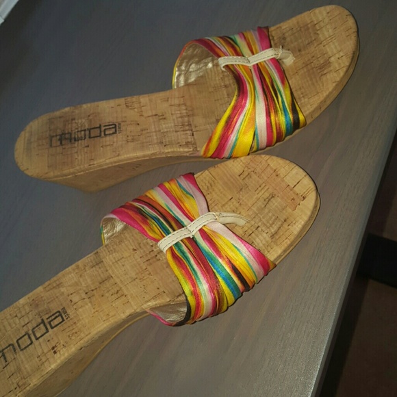 Colorful Wedge Sandals Moda - Picture 2 of 3