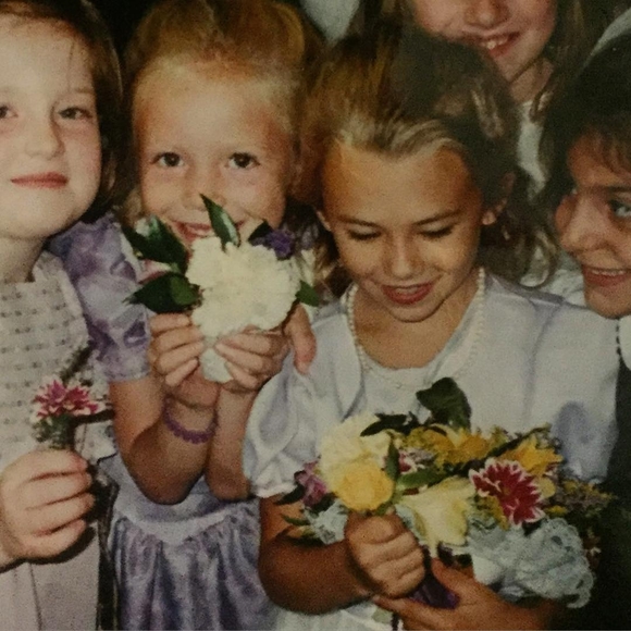 Meet your Posher, Averi