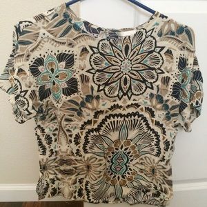Floral design linen material flowy top blouse