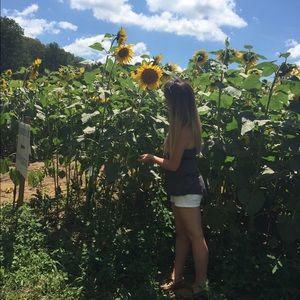 Meet your Posher, Emily