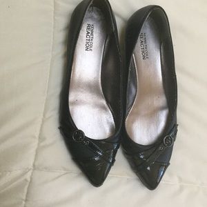 Kenneth Cole Reaction black and patent flats